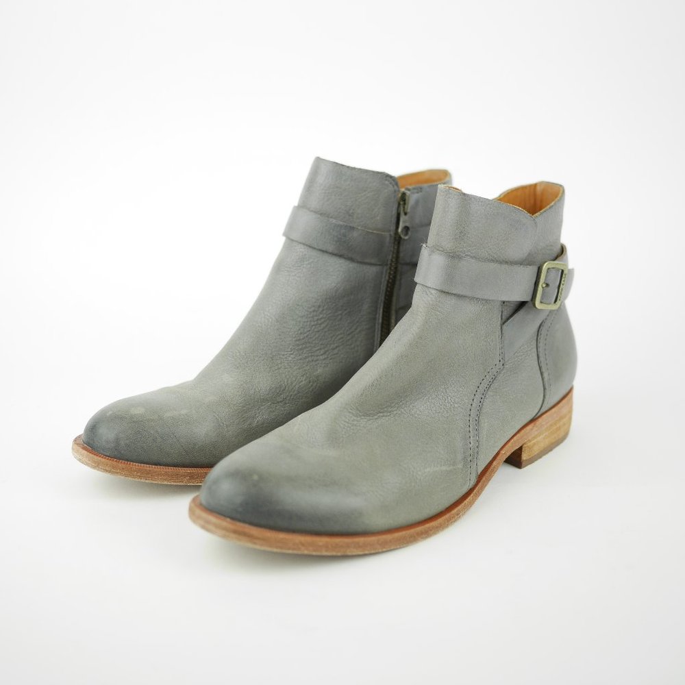 KORK EASE Women's 8 - Gray pebbled leather Chelsea ankle boots